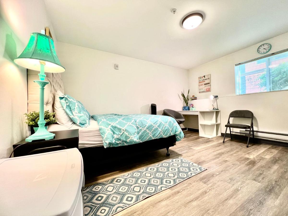 Private Room With Shared Bathroom On The 1St Floor 10 Minutes Walk To University Of Washington Seattle Kültér fotó